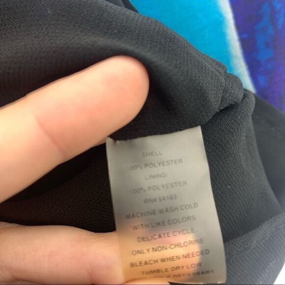 Calvin Klein small peplum long sleeve top (B1) - Picture 9 of 9